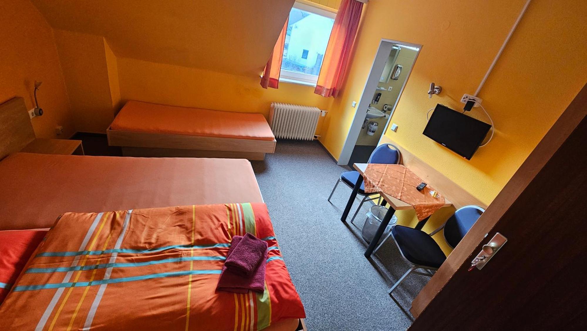 Kenner Treff Hotel Ngoại thất bức ảnh
