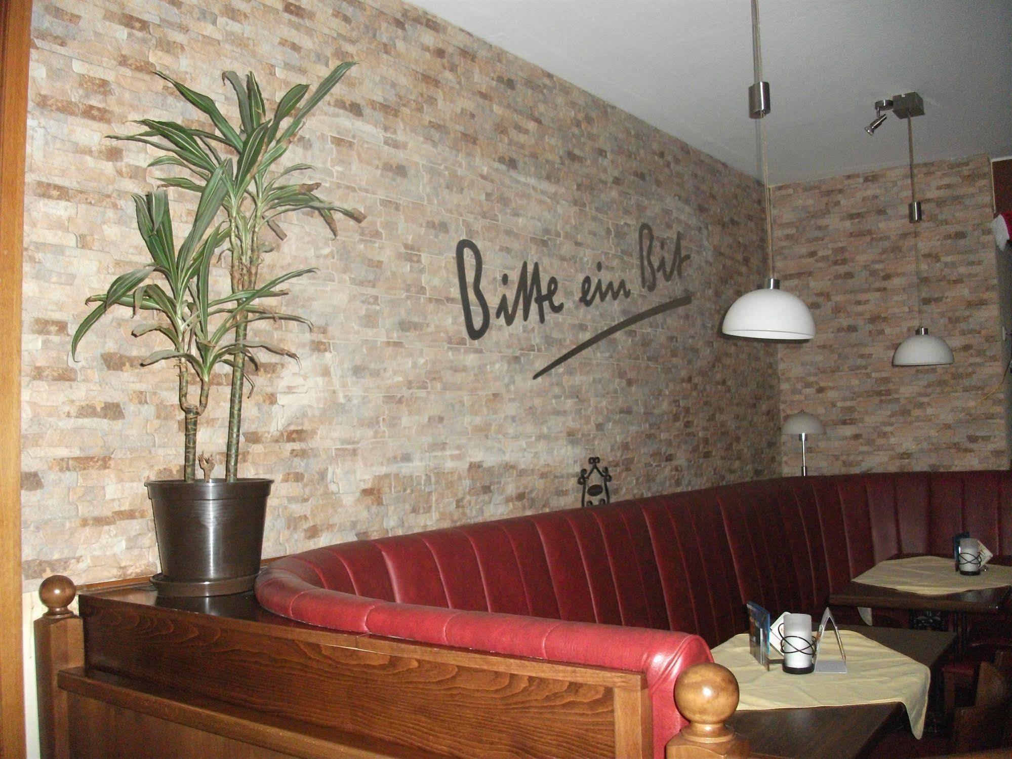 Kenner Treff Hotel Ngoại thất bức ảnh